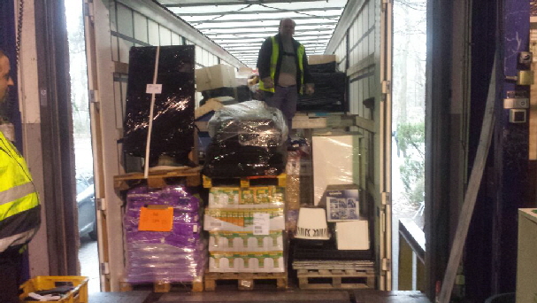 Spendentransport_2015-02_IMG-20150211-WA0019