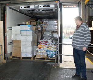 Spendentransport_2015-12-09_DSC00263